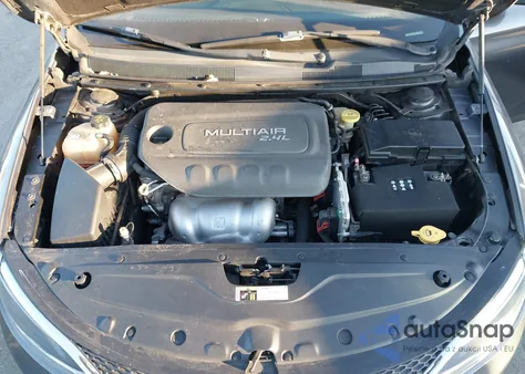 2015 Chrysler 200 Limited z USA, uszkodzony, nr VIN 1C3CCCAB7FN719963